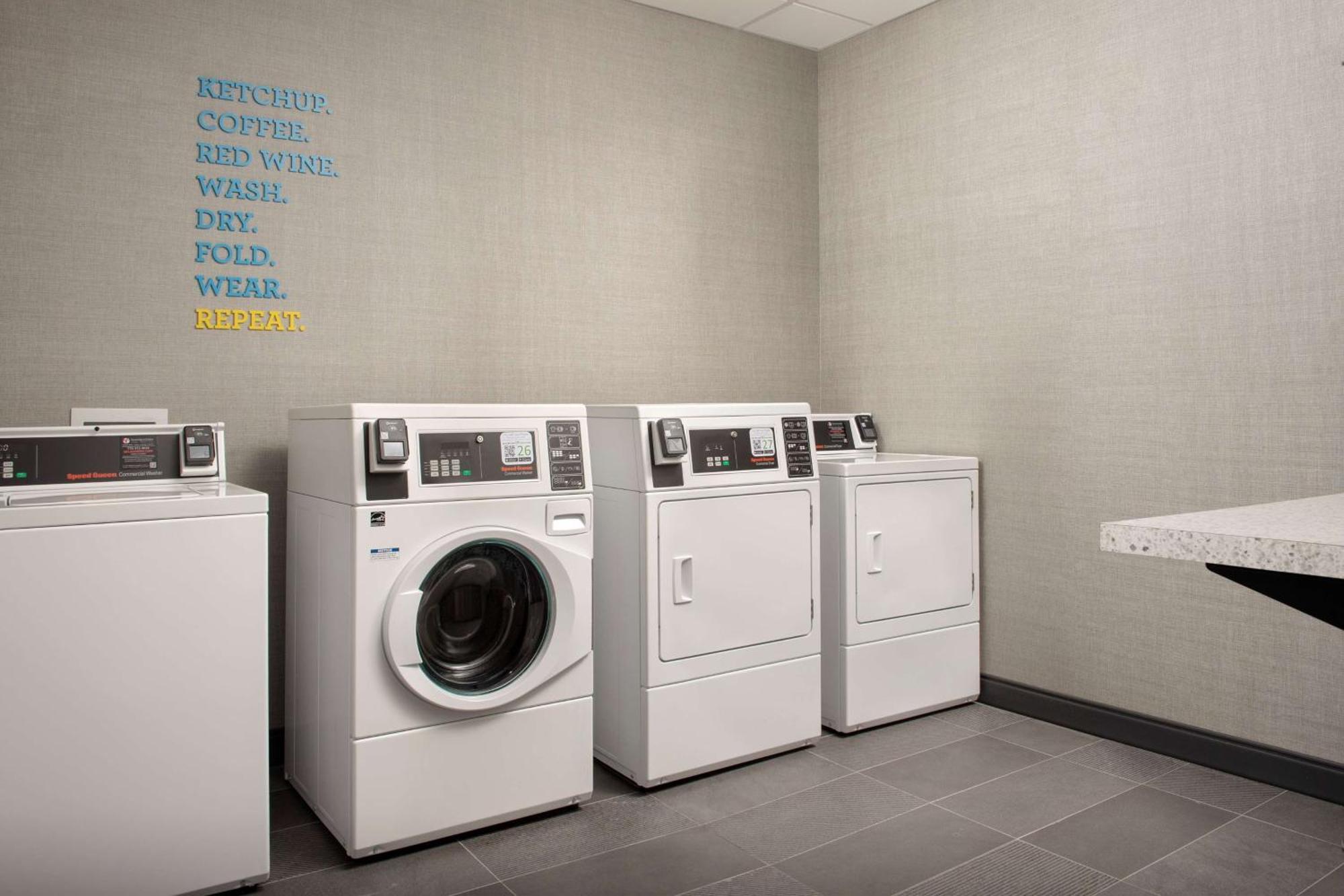 Tru By Hilton Jacksonville Airport Extérieur photo